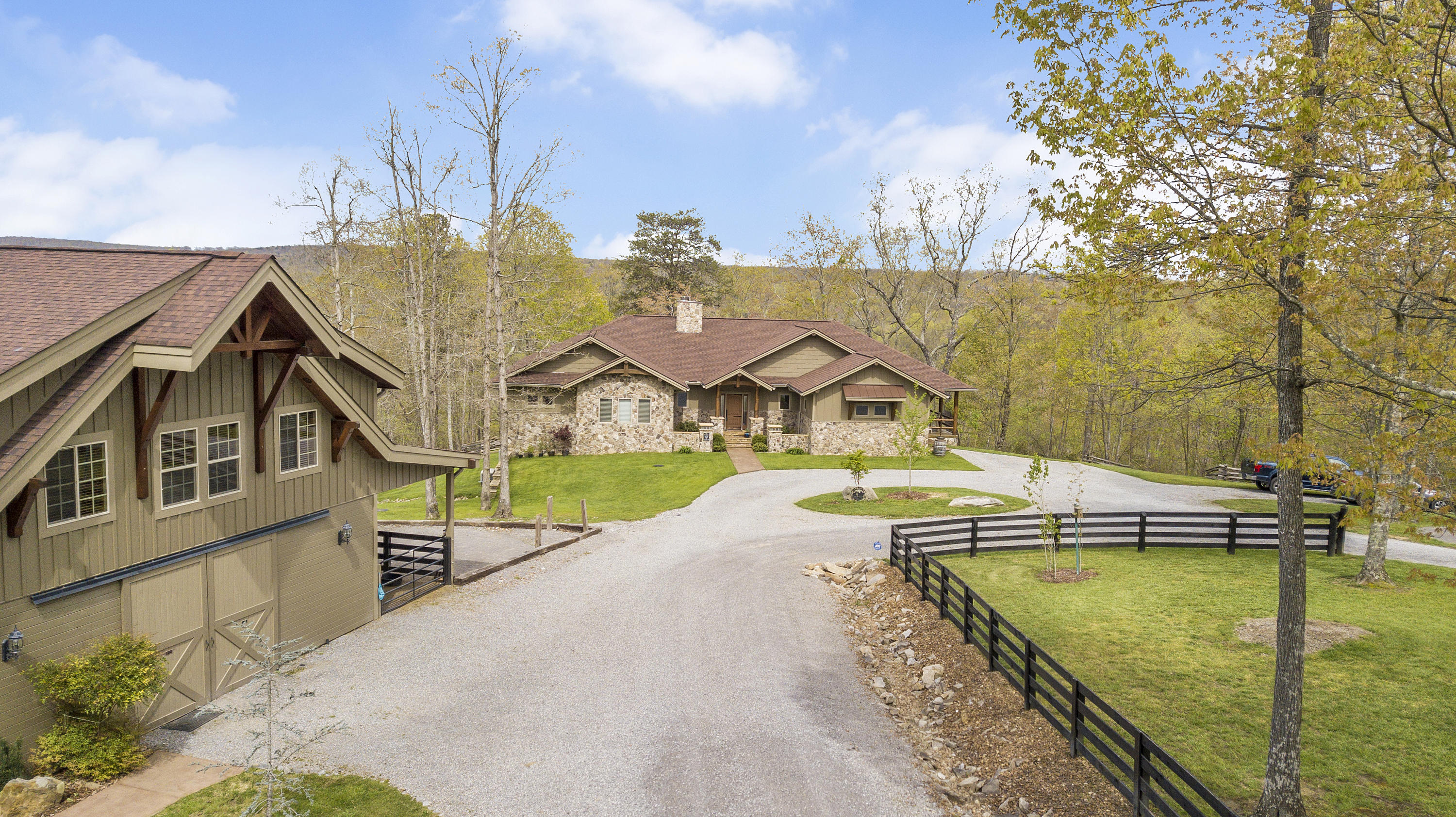 600 Roaring Creek Road Dunlap, TN 37327 - Photo 112 of 143 House_front_5