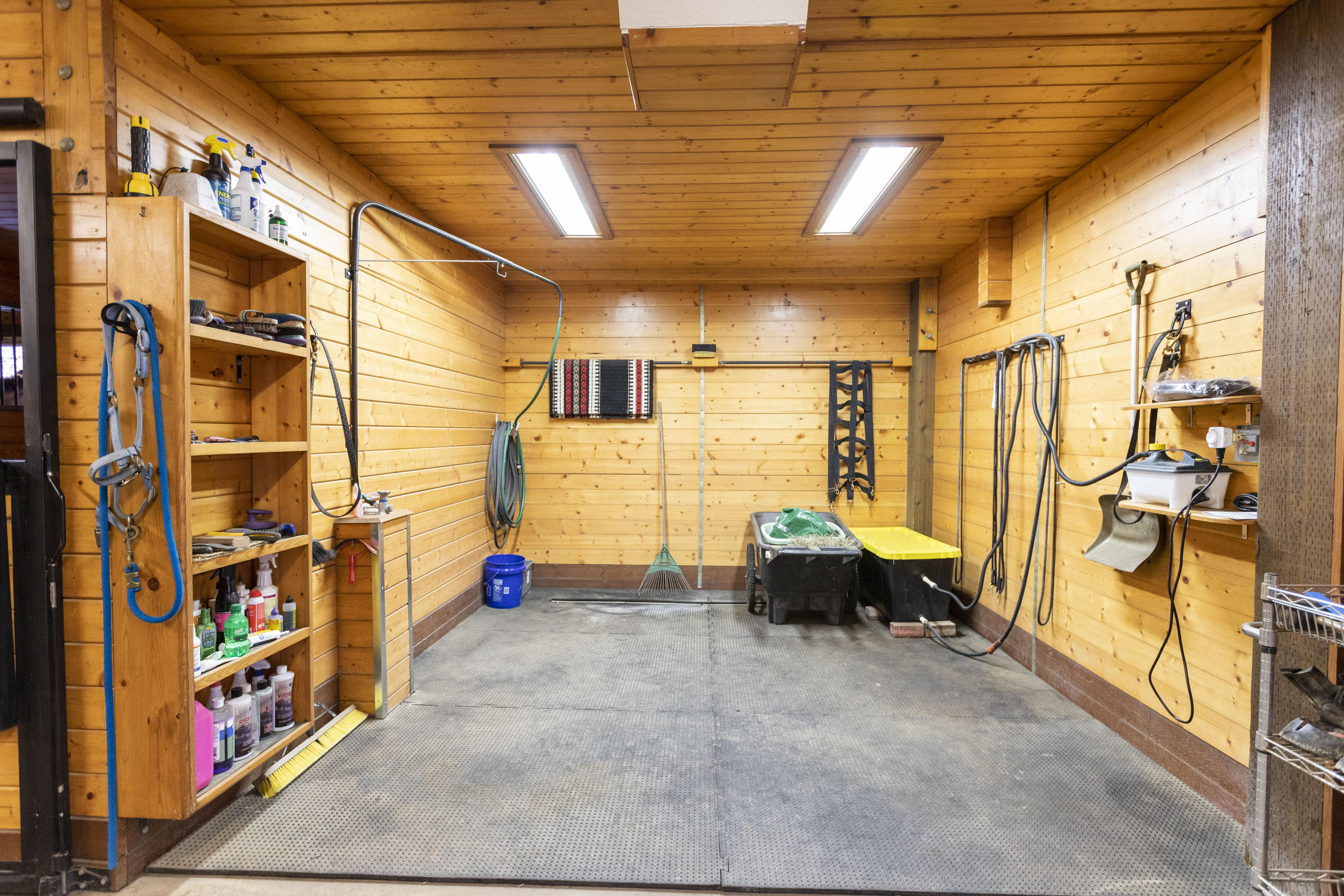 600 Roaring Creek Road Dunlap, TN 37327 - Photo 57 of 143 Barn_IMG_1385