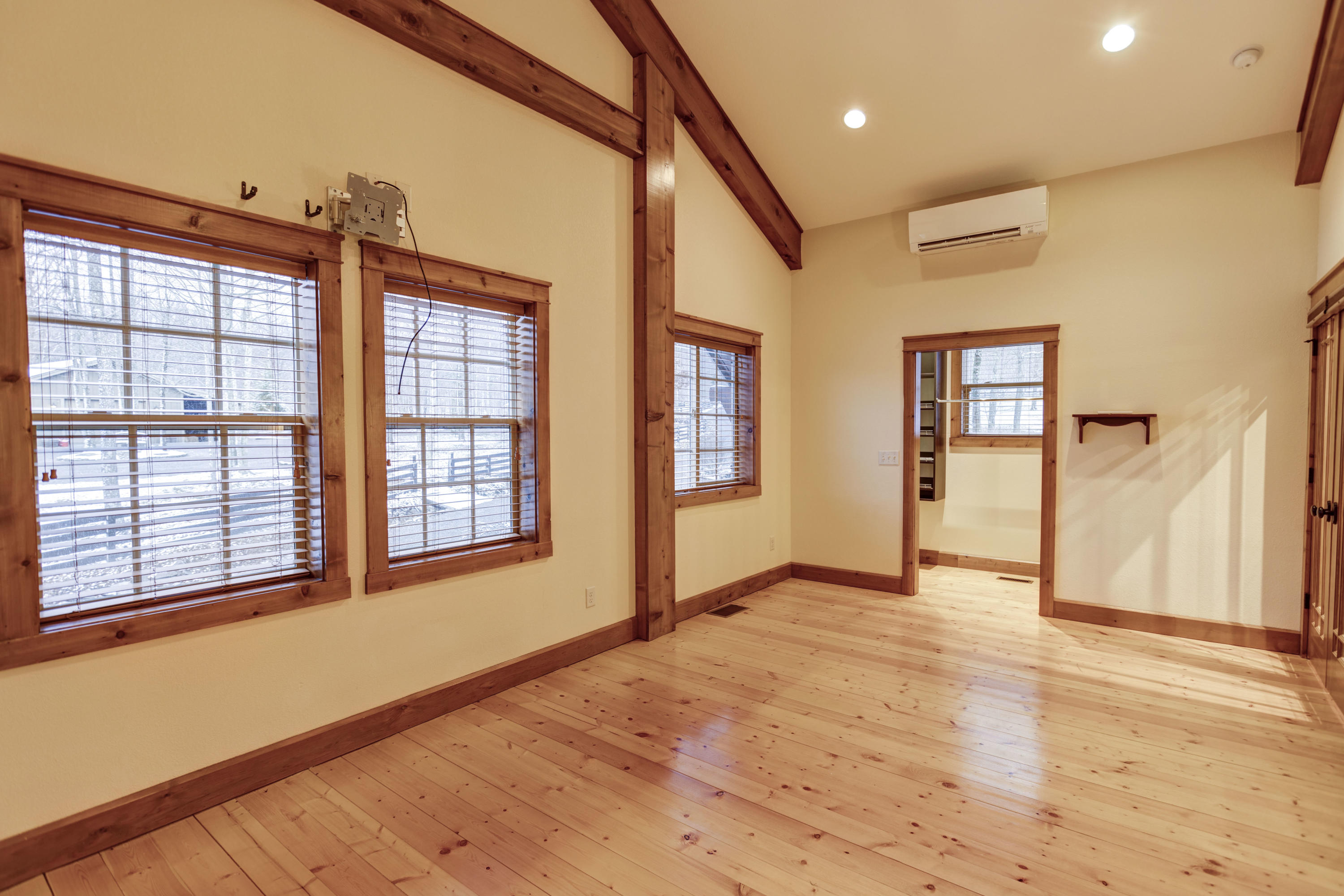 600 Roaring Creek Road Dunlap, TN 37327 - Photo 88 of 143 Mother_inlaw_suite/guest house