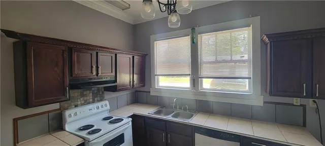 $1,225 | 901 South Chestnut Street, Hammond, LA 70403