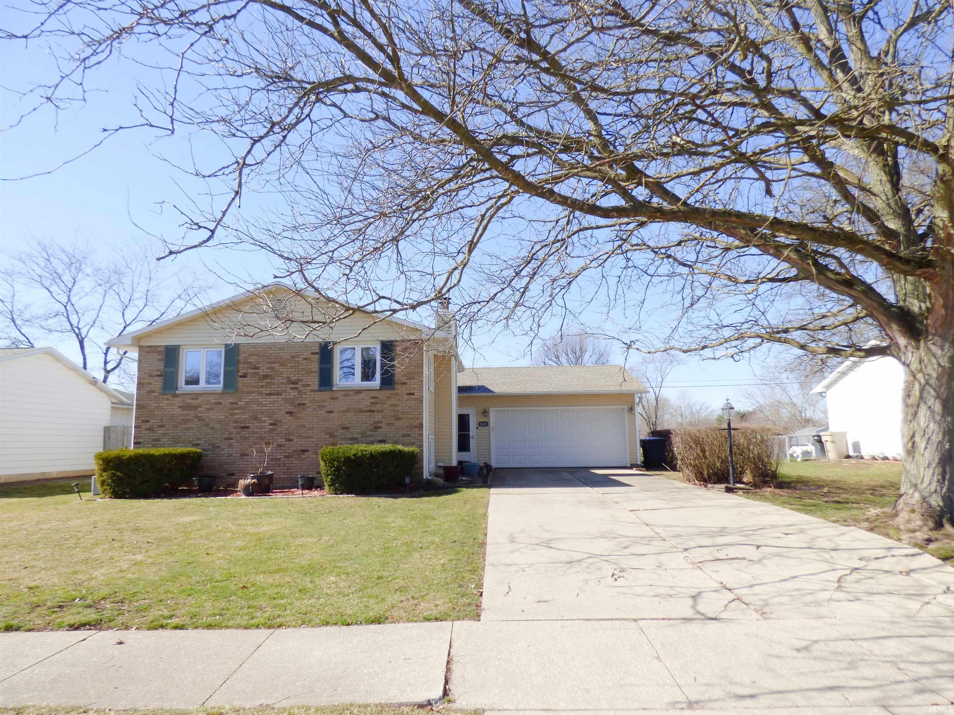 5423 York Road South Bend, IN 46614 - Photo 2 of 31 Gallery Image 2