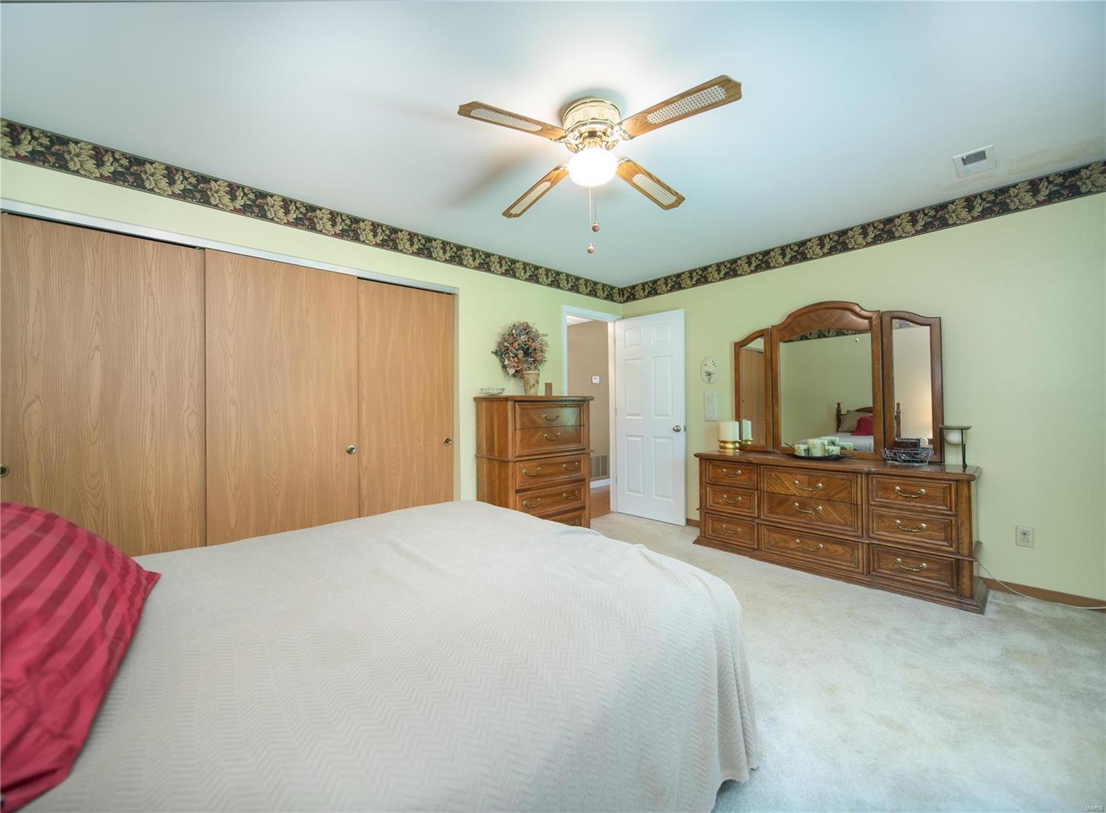 4510 Little Rock Road, Unit B St. Louis, MO 63128 - Photo 9 of 13 Gallery Image 9