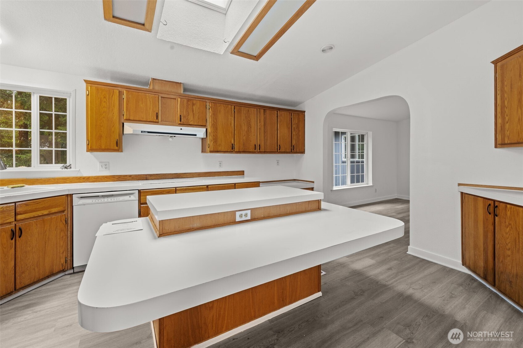 35952 Stackpole Road Ocean Park, WA 98640 - Photo 20 of 40 a living room with furniture and a window