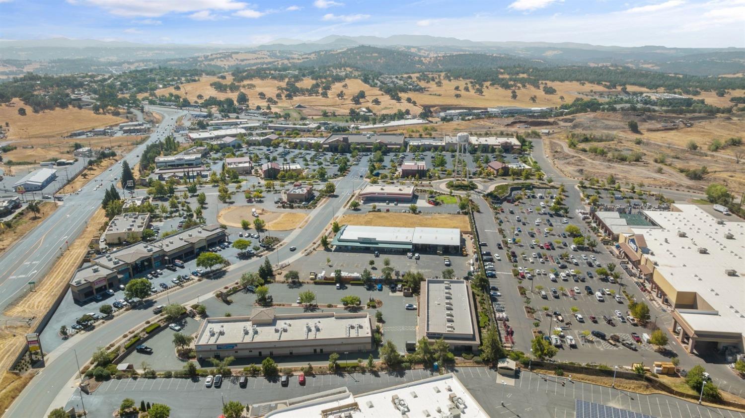 11900 Sutter Hill Road Sutter Creek, CA 95685 - Photo 28 of 32 a view of a city