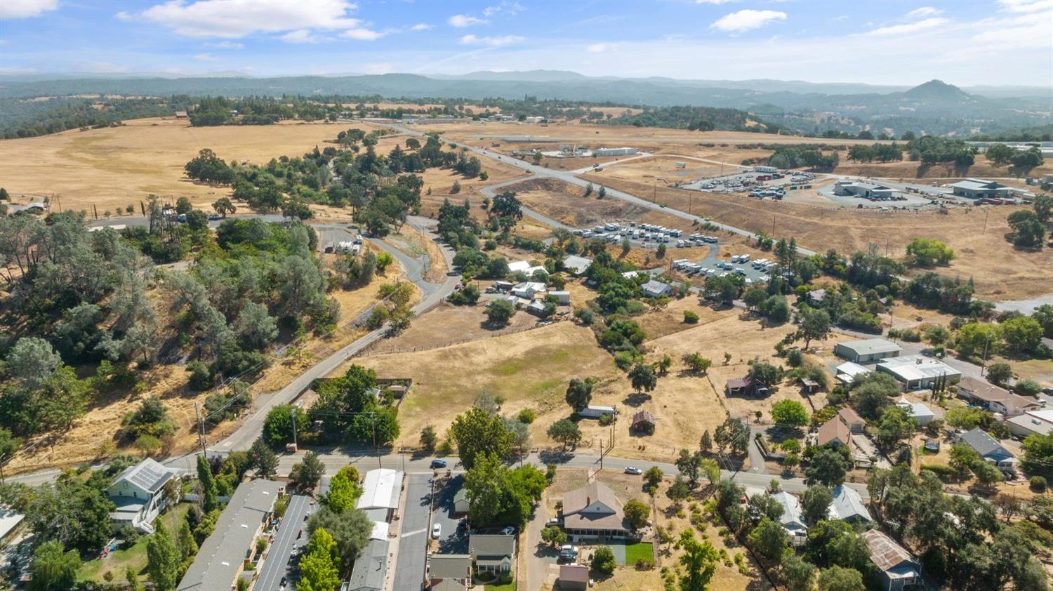 11900 Sutter Hill Road Sutter Creek, CA 95685 - Photo 30 of 32 a view of a city