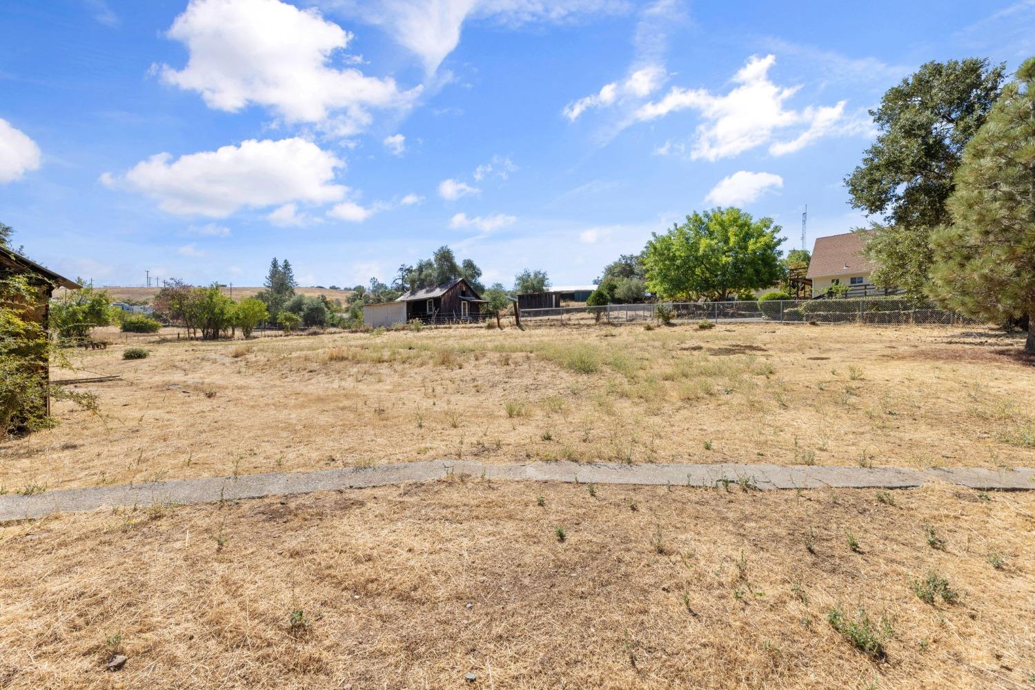11900 Sutter Hill Road Sutter Creek, CA 95685 - Photo 9 of 32 a view of ocean