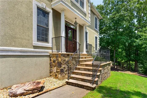 $875,000 | 5490 Hampstead Way, Johns Creek, GA 30097