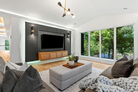 $3,950,000 | 305 North Shore Drive West, Minnetrista, MN 55364