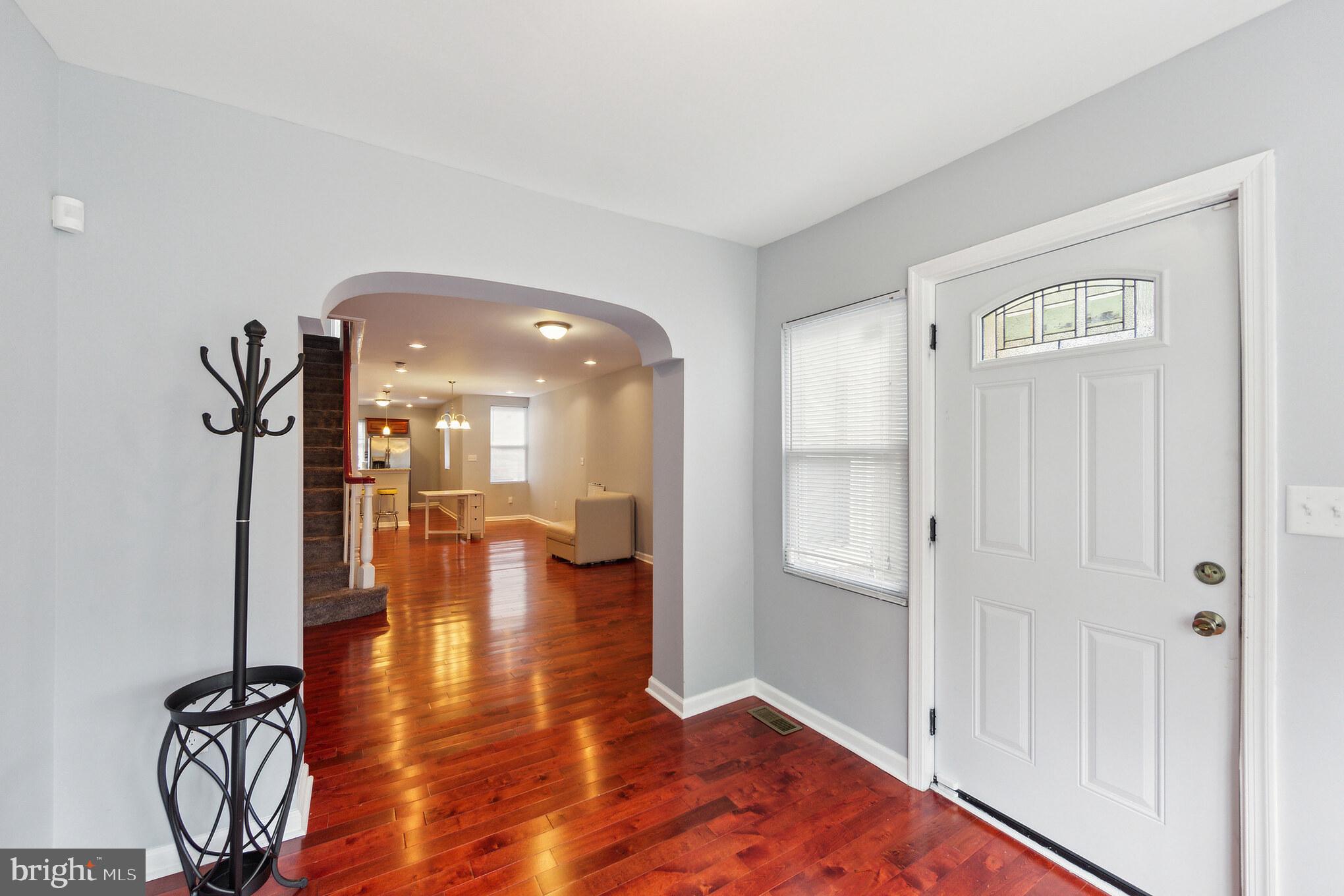 5785 Nassau Road Philadelphia, PA 19131 - Photo 3 of 31