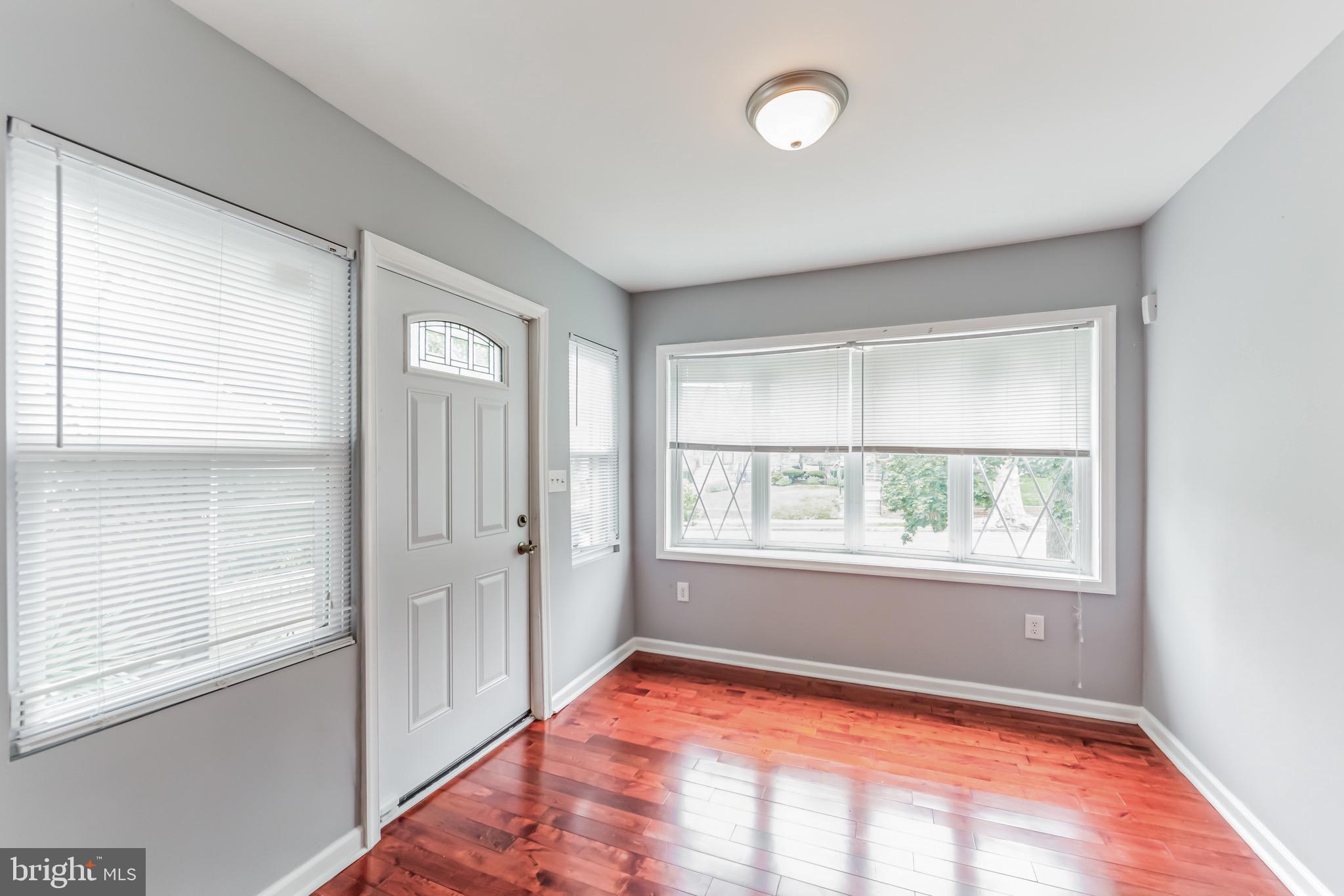 5785 Nassau Road Philadelphia, PA 19131 - Photo 4 of 31