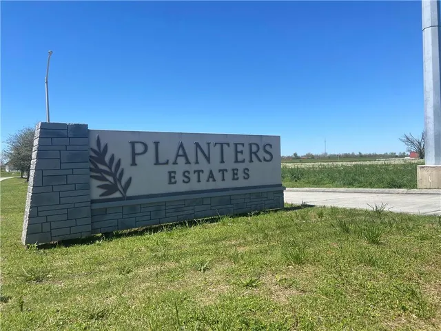 $210,000 | 157 Chancellor Drive, Belle Chasse, LA 70037