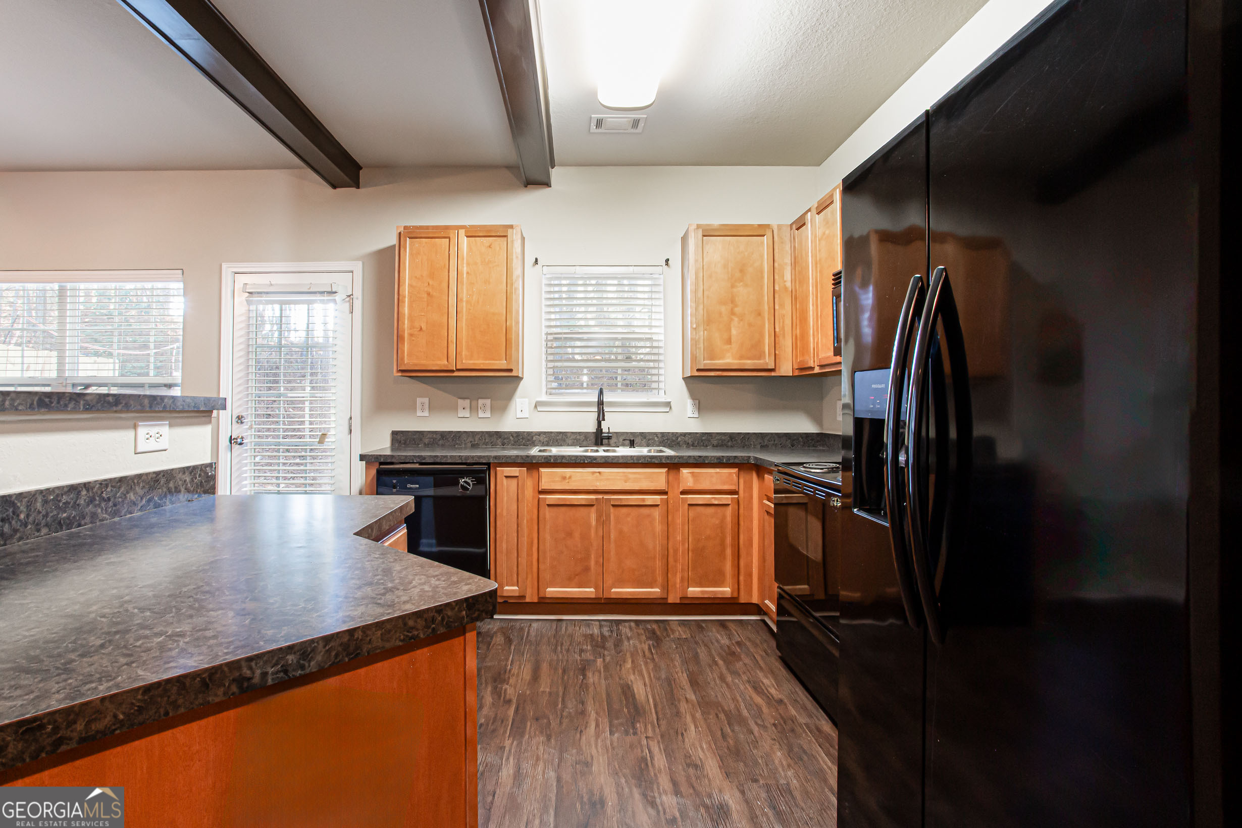 1255 Chinon Point Lithonia, GA 30058 - Photo 10 of 28