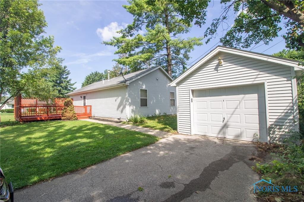 2004 Sandown Road Toledo, OH 43615 - Photo 4 of 33 Gallery Image 4