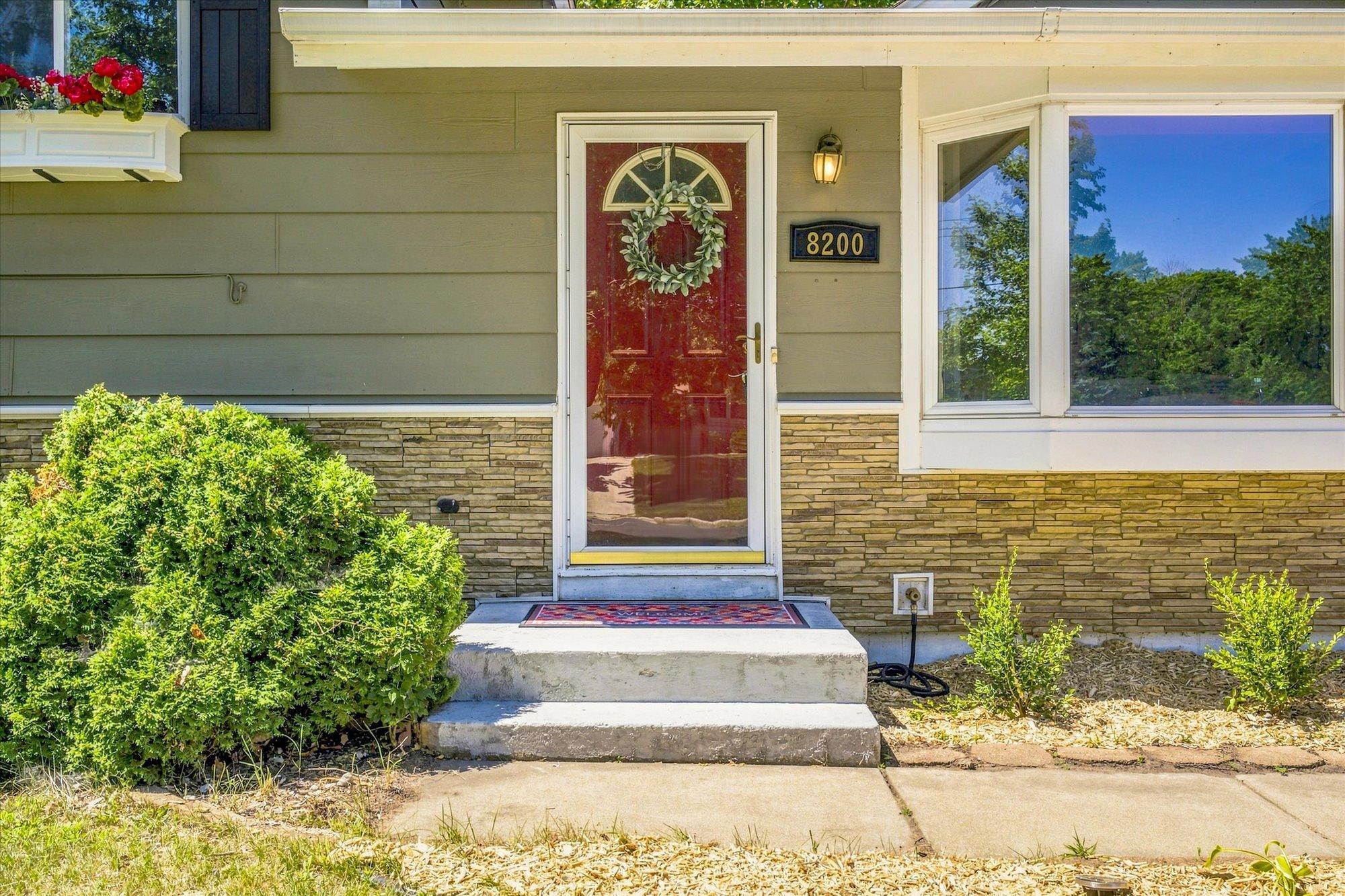 8200 Goodrich Road Bloomington, MN 55437 - Photo 4 of 40 Gallery Image 4