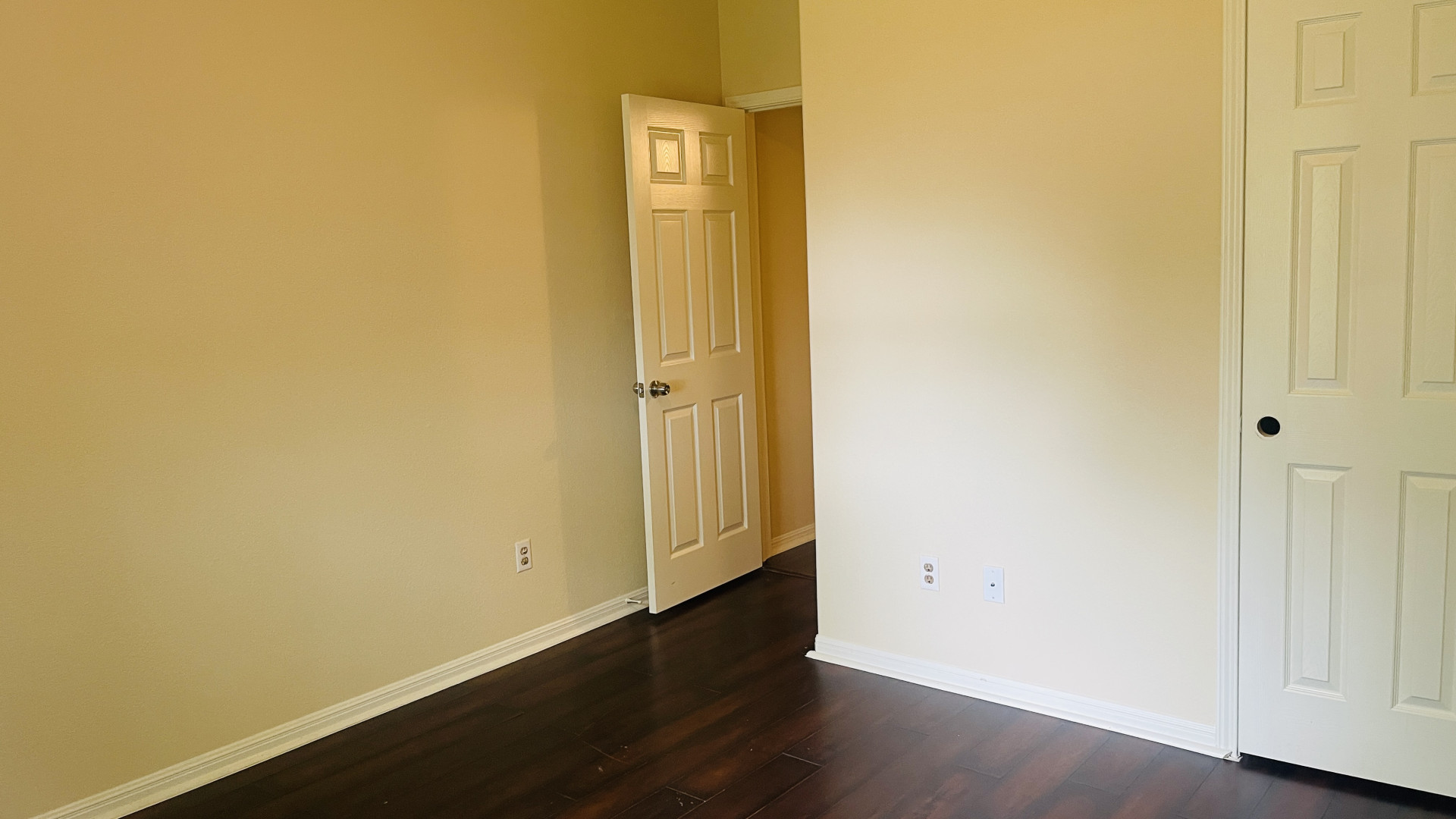 6805 Cromarty Lane Austin, TX 78754 - Photo 15 of 18 an empty room with wooden floor and closet
