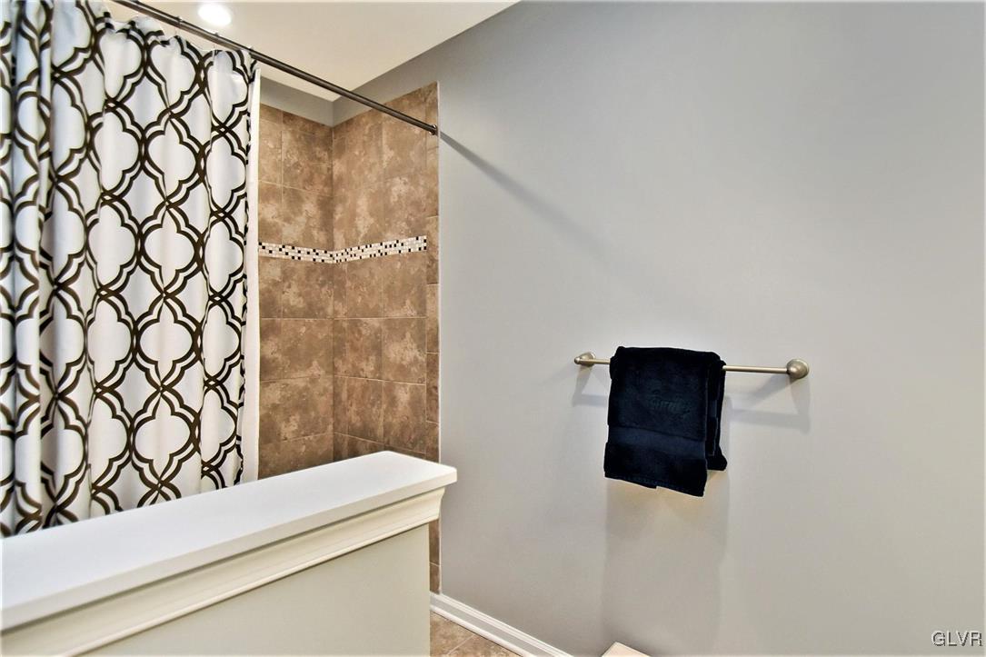 2501 Raya Way Easton, PA 18045 - Photo 47 of 50 Gallery Image 47