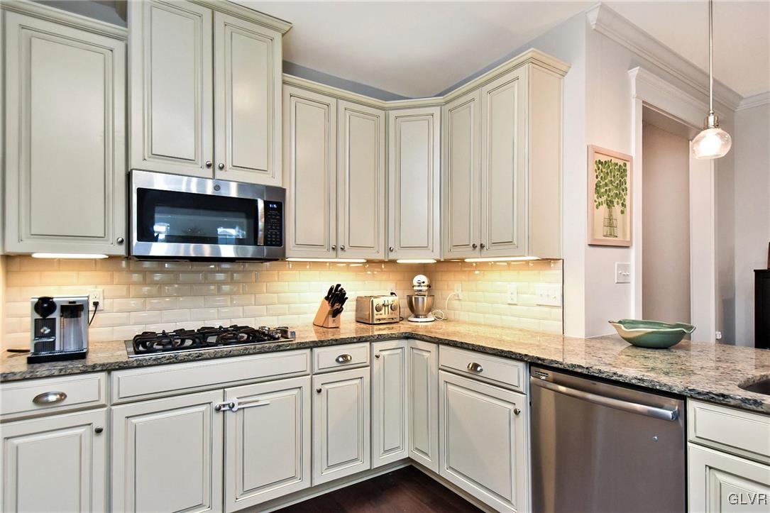 2501 Raya Way Easton, PA 18045 - Photo 9 of 50 Gallery Image 9
