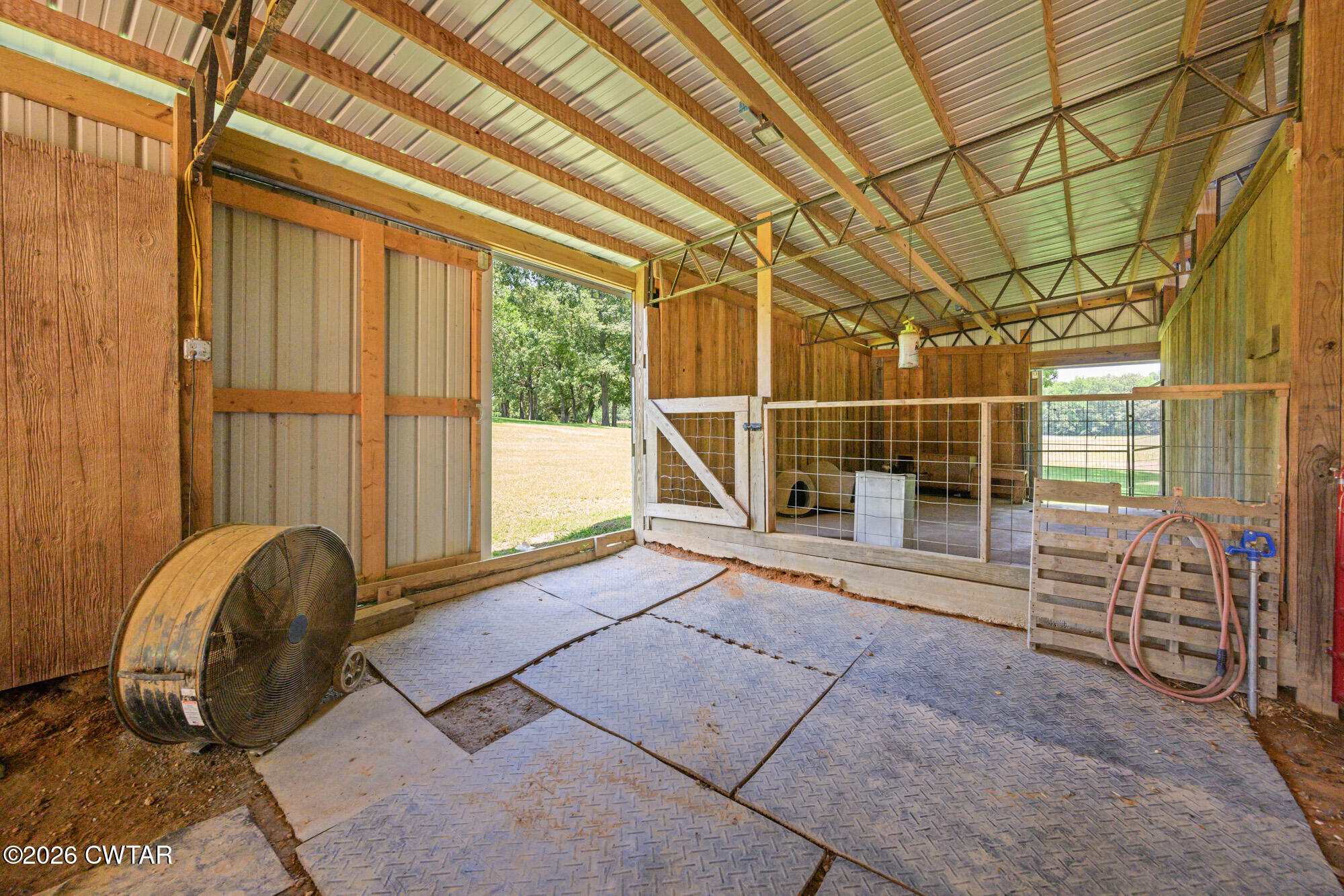 3685 Henderson Road Sardis, TN 38371 - Photo 11 of 31 NZ9_8225