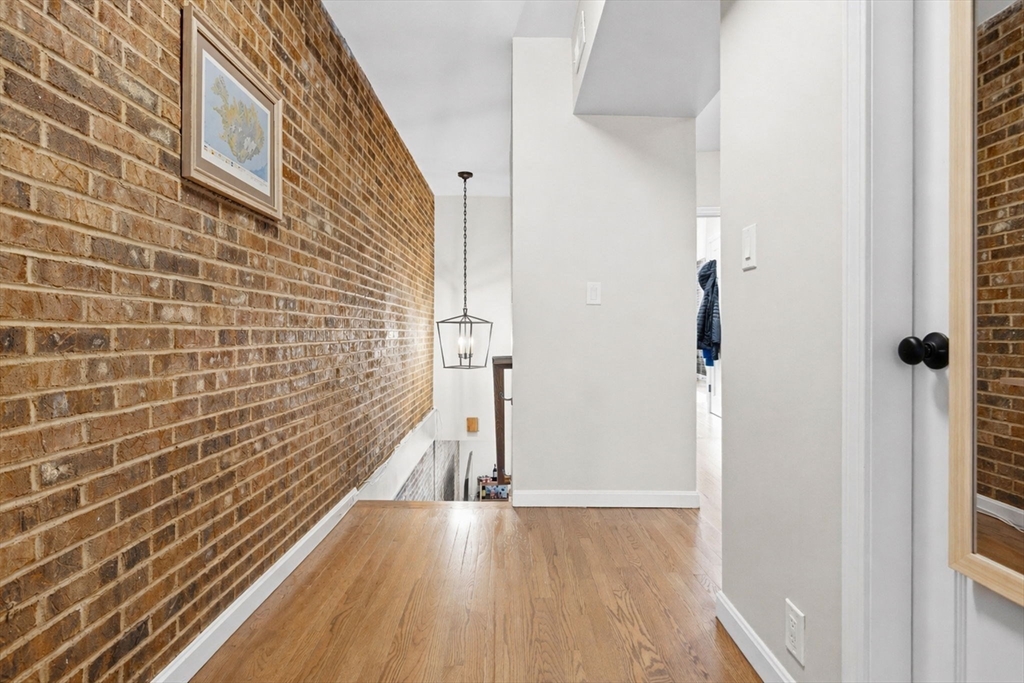 159 Salem Street, Unit 4 Boston, MA 02113 - Photo 11 of 26