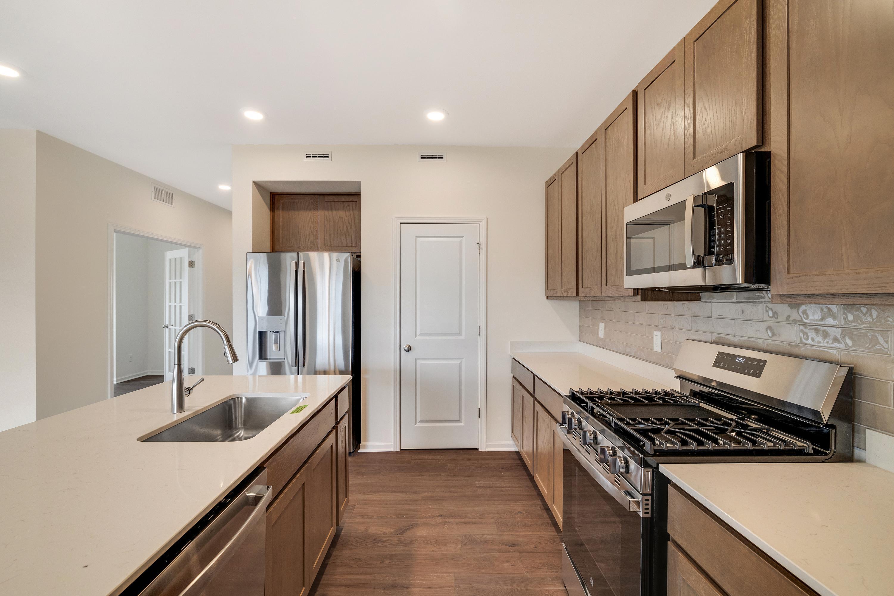 10343 Iowa Street Crown Point, IN 46307 - Photo 2 of 21 3000x2000