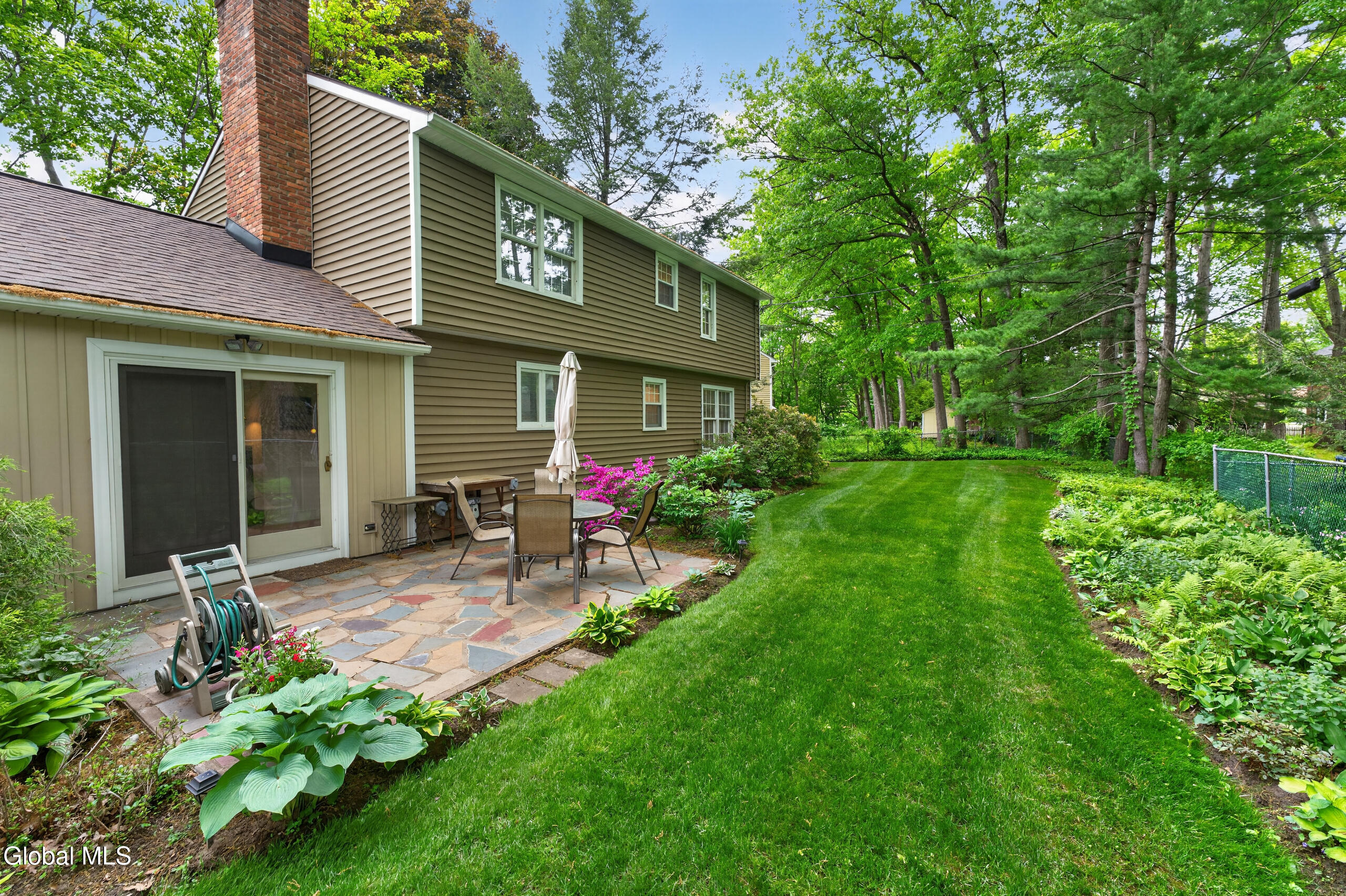 36 Carriage Road Bethlehem, NY 12054 - Photo 46 of 49 Yard 2