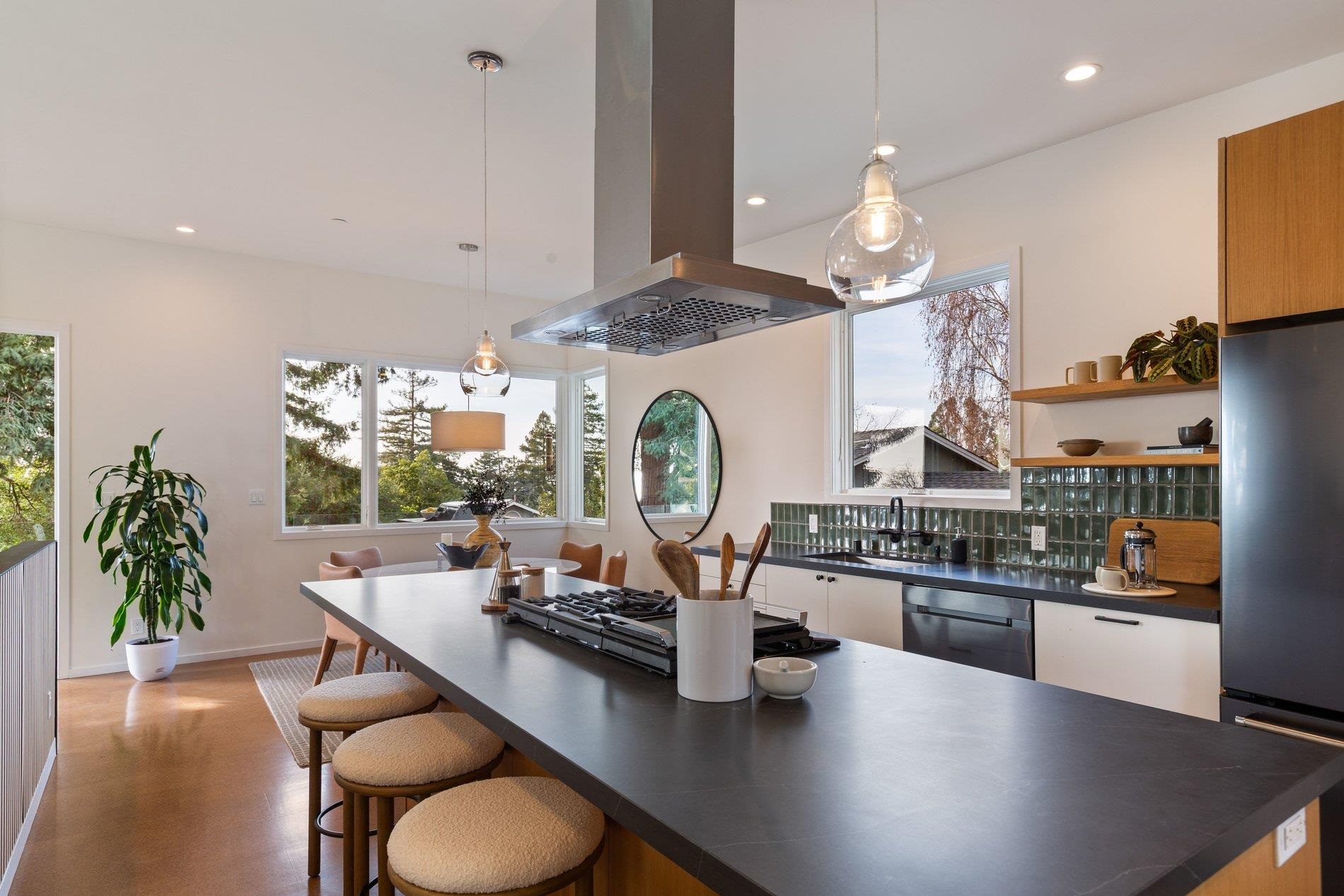 7981 Terrace Drive El Cerrito, CA 94530 - Photo 20 of 44