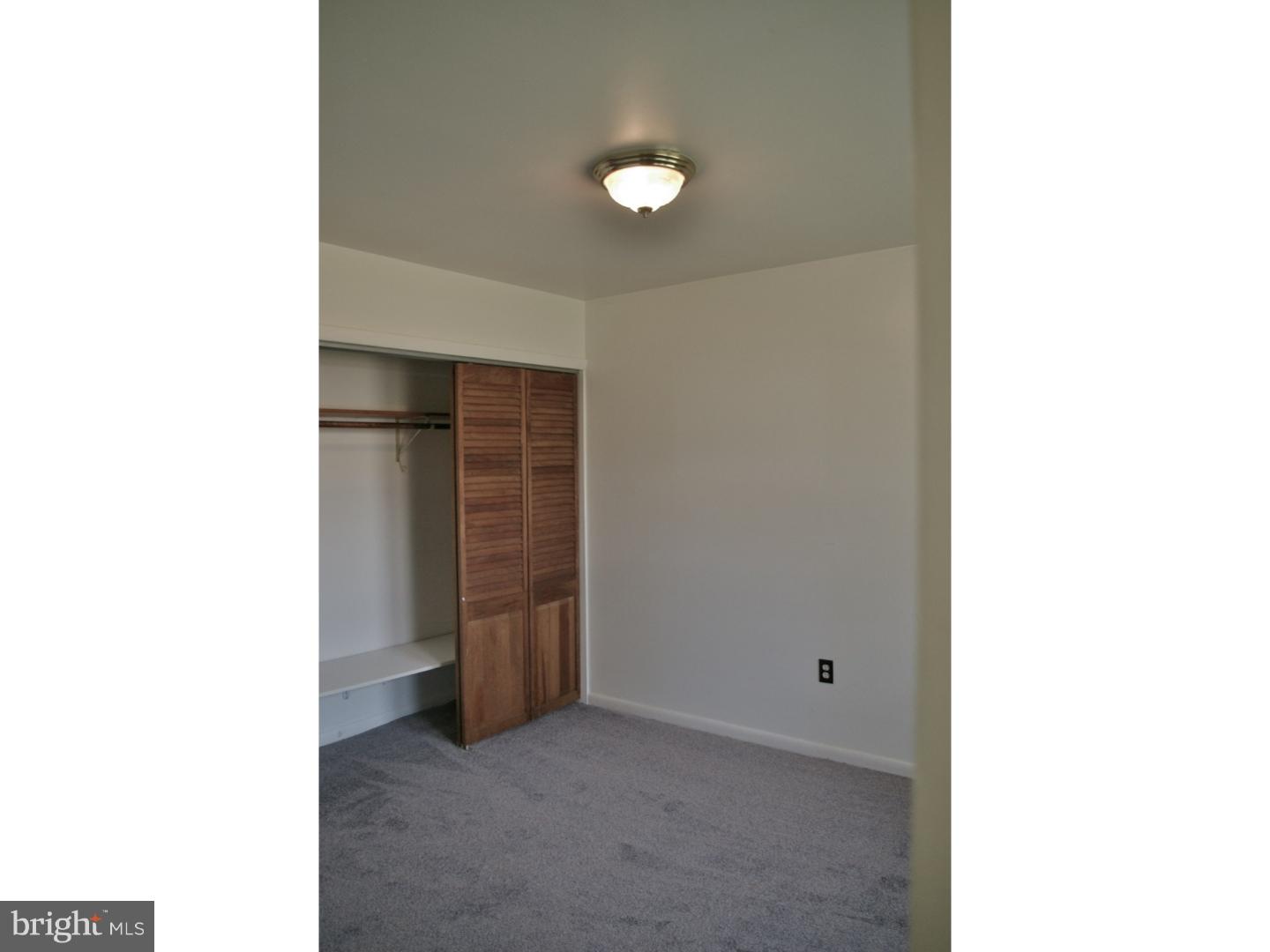 136 Bay Street Carneys Point, NJ 08069 - Photo 12 of 21