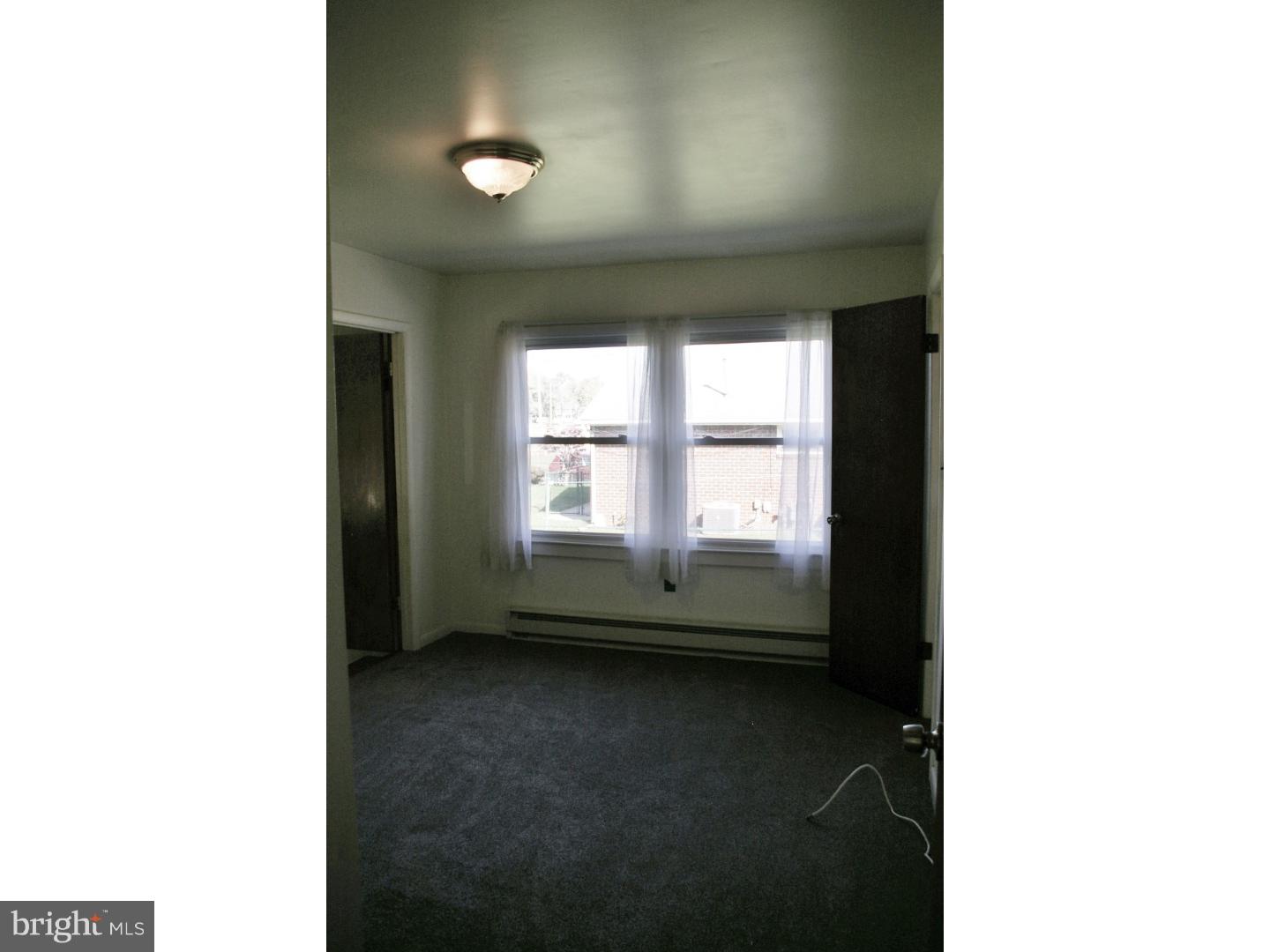 136 Bay Street Carneys Point, NJ 08069 - Photo 13 of 21