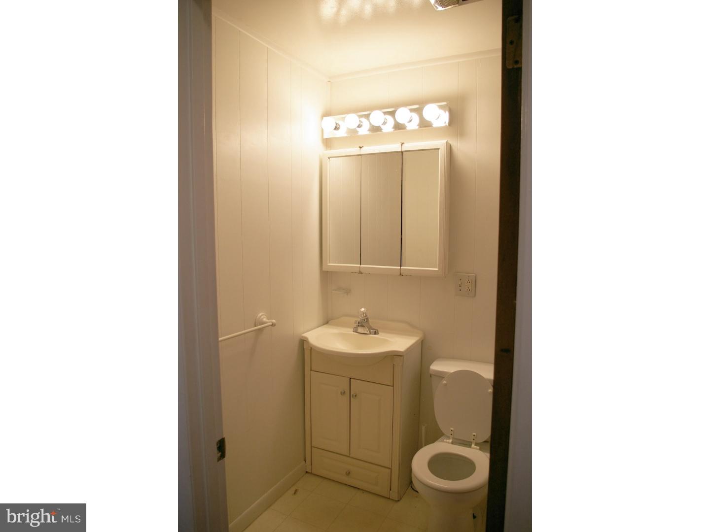 136 Bay Street Carneys Point, NJ 08069 - Photo 21 of 21