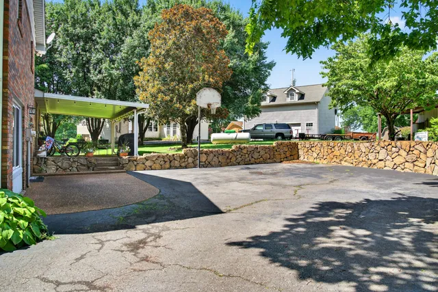 $359,900 | 2729 Heights Circle Road, Greenbrier, TN 37073