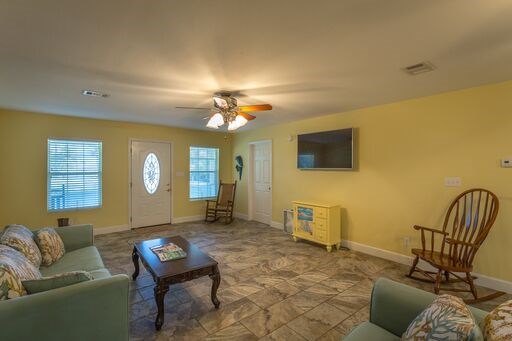 1387 Highway 98 Eastpoint, FL 32328 - Photo 5 of 37