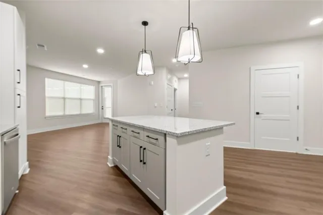 $2,712 | 2648 Sandy Plains Road, Unit 420, Marietta, GA 30062