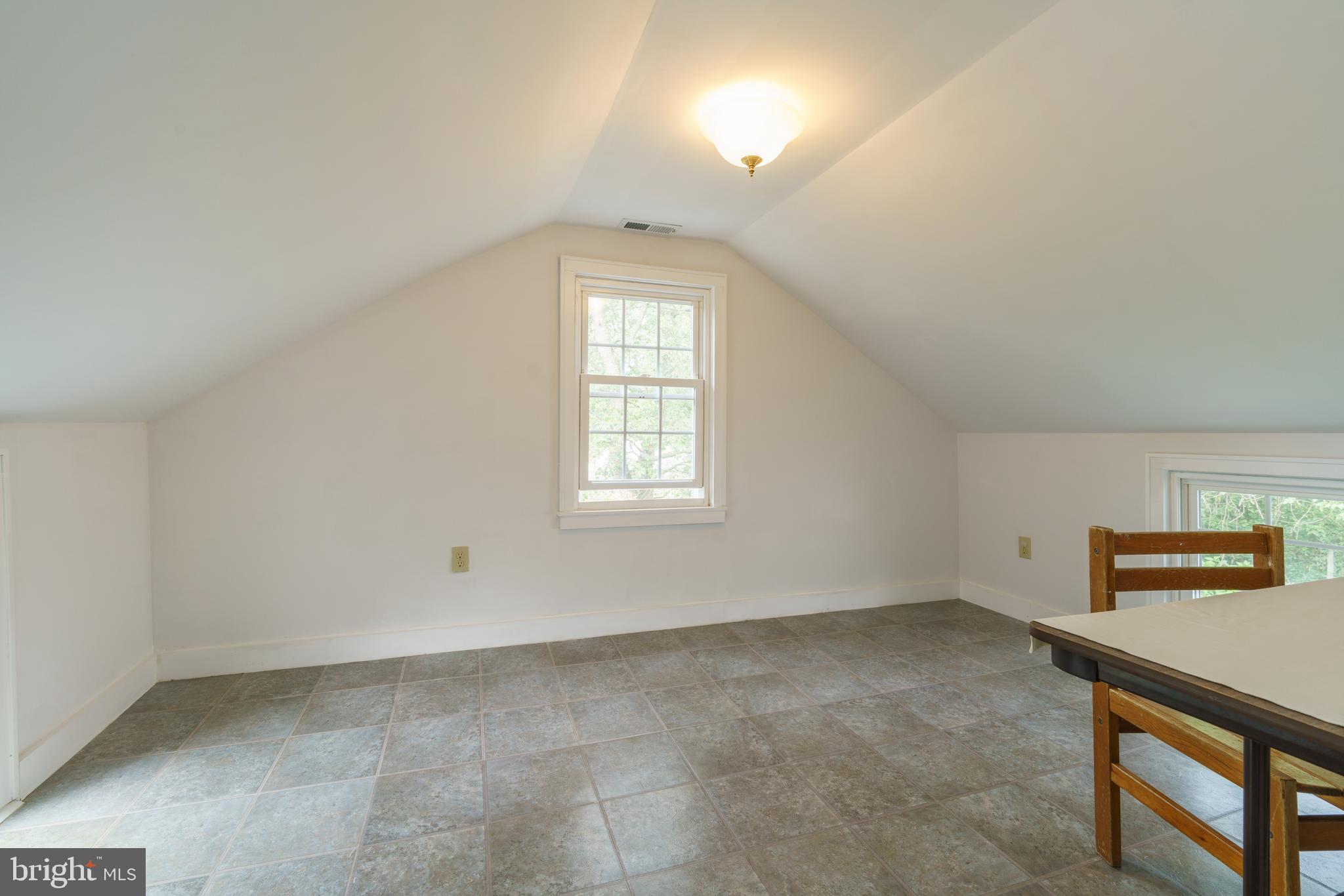 211 Central Ridgely, MD 21660 - Photo 21 of 44 Office or craft room