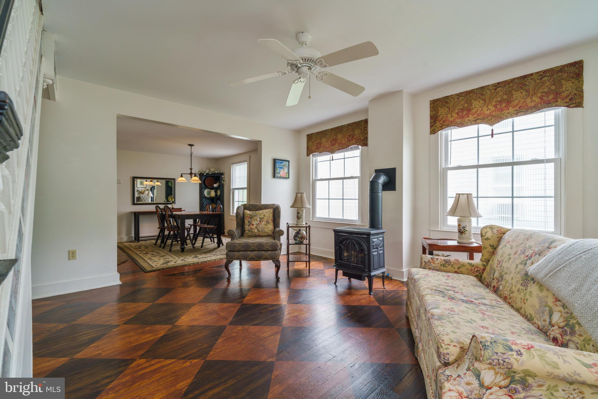 211 Central Ridgely, MD 21660 - Photo 6 of 44 Cozy Living room with gorgeous hardwood floors