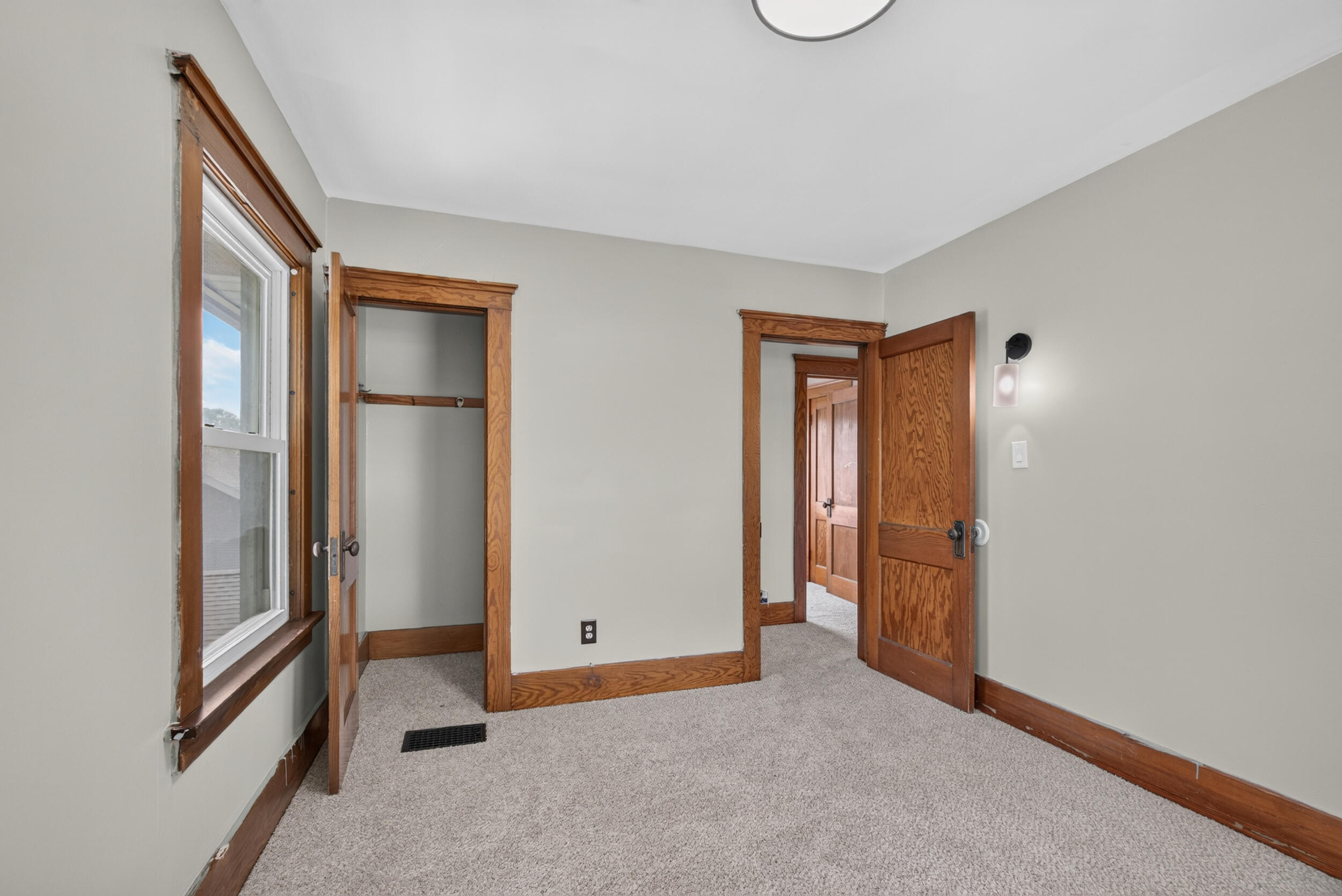 311 Gilbert Street Jackson, MI 49201 - Photo 32 of 50 37_311 gilbert st jackson mi - 00043