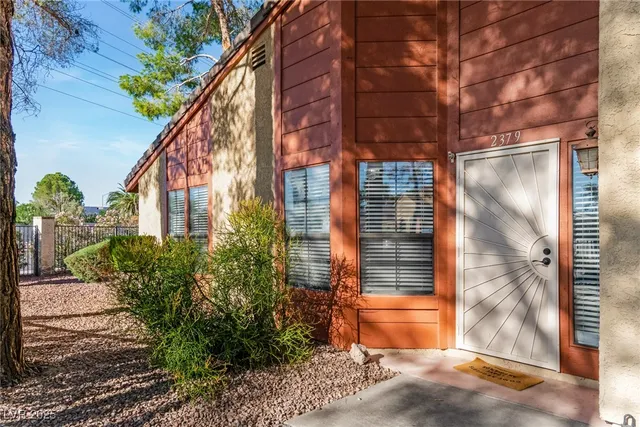 $335,000 | 2379 Pickwick Drive, Henderson, NV 89014