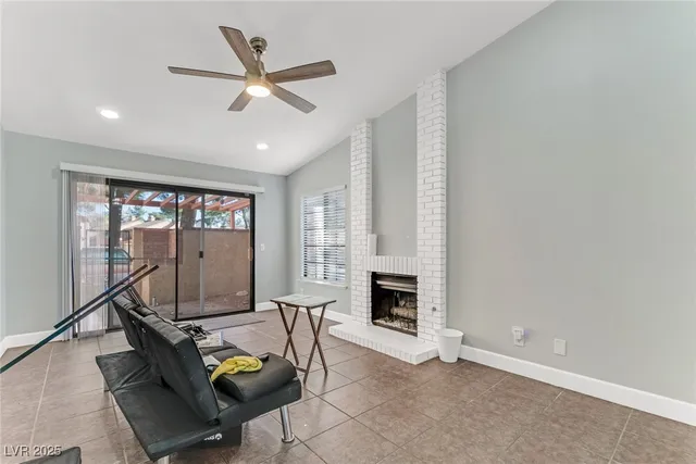 $335,000 | 2379 Pickwick Drive, Henderson, NV 89014