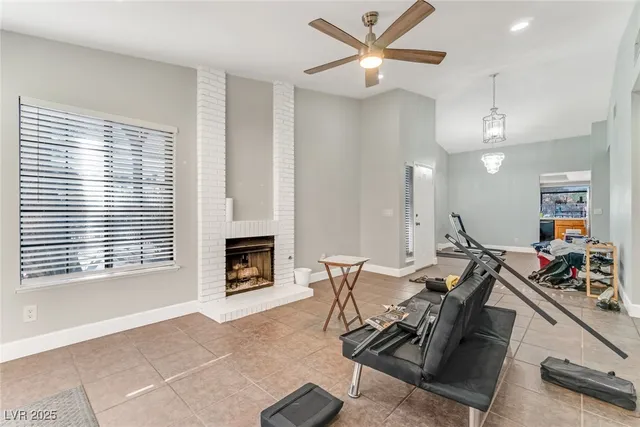 $335,000 | 2379 Pickwick Drive, Henderson, NV 89014