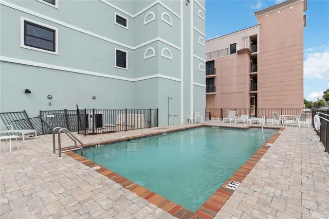 $849,900 | 50 Meredith Drive, Unit 8, Englewood, FL 34223