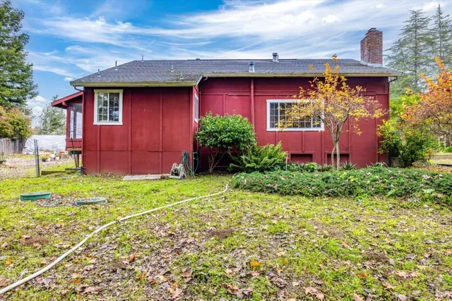 $1,400,000 | 808 Grandview Road, Sebastopol, CA 95472