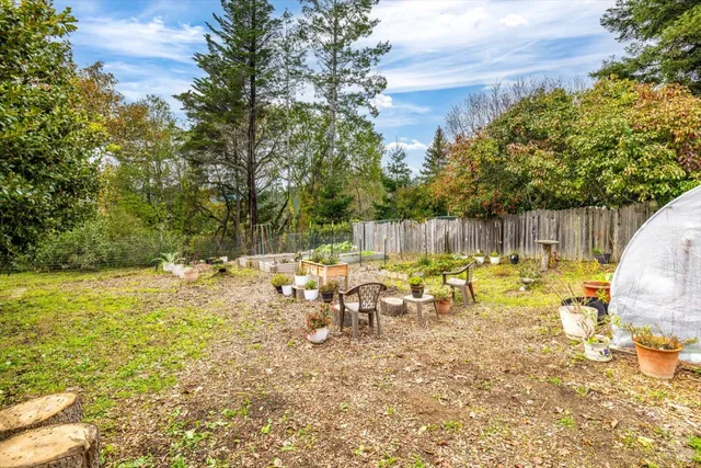 $1,400,000 | 808 Grandview Road, Sebastopol, CA 95472