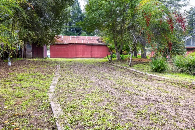 $1,400,000 | 808 Grandview Road, Sebastopol, CA 95472