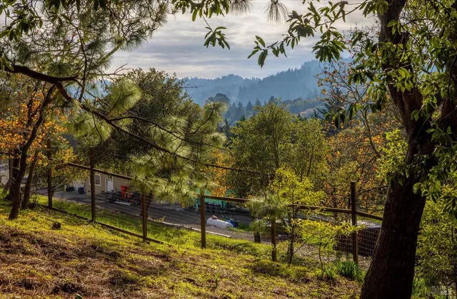 $1,400,000 | 808 Grandview Road, Sebastopol, CA 95472