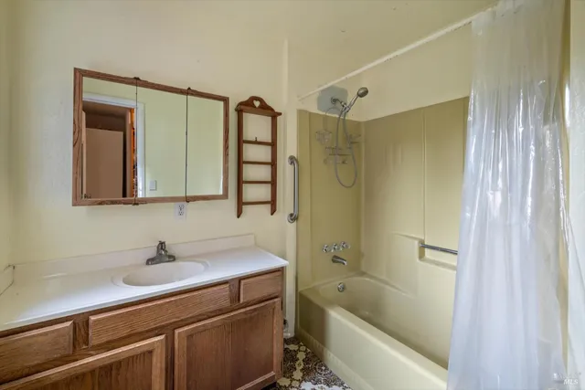 $1,400,000 | 808 Grandview Road, Sebastopol, CA 95472