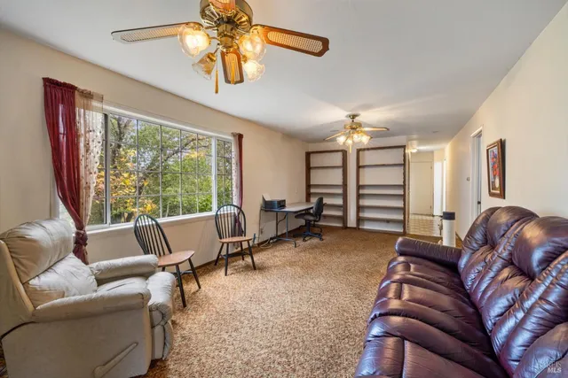 $1,400,000 | 808 Grandview Road, Sebastopol, CA 95472