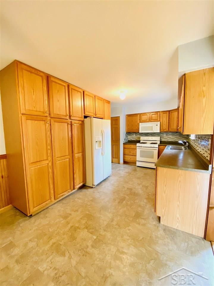 286 North Gleaner Road Saginaw, MI 48609 - Photo 7 of 21