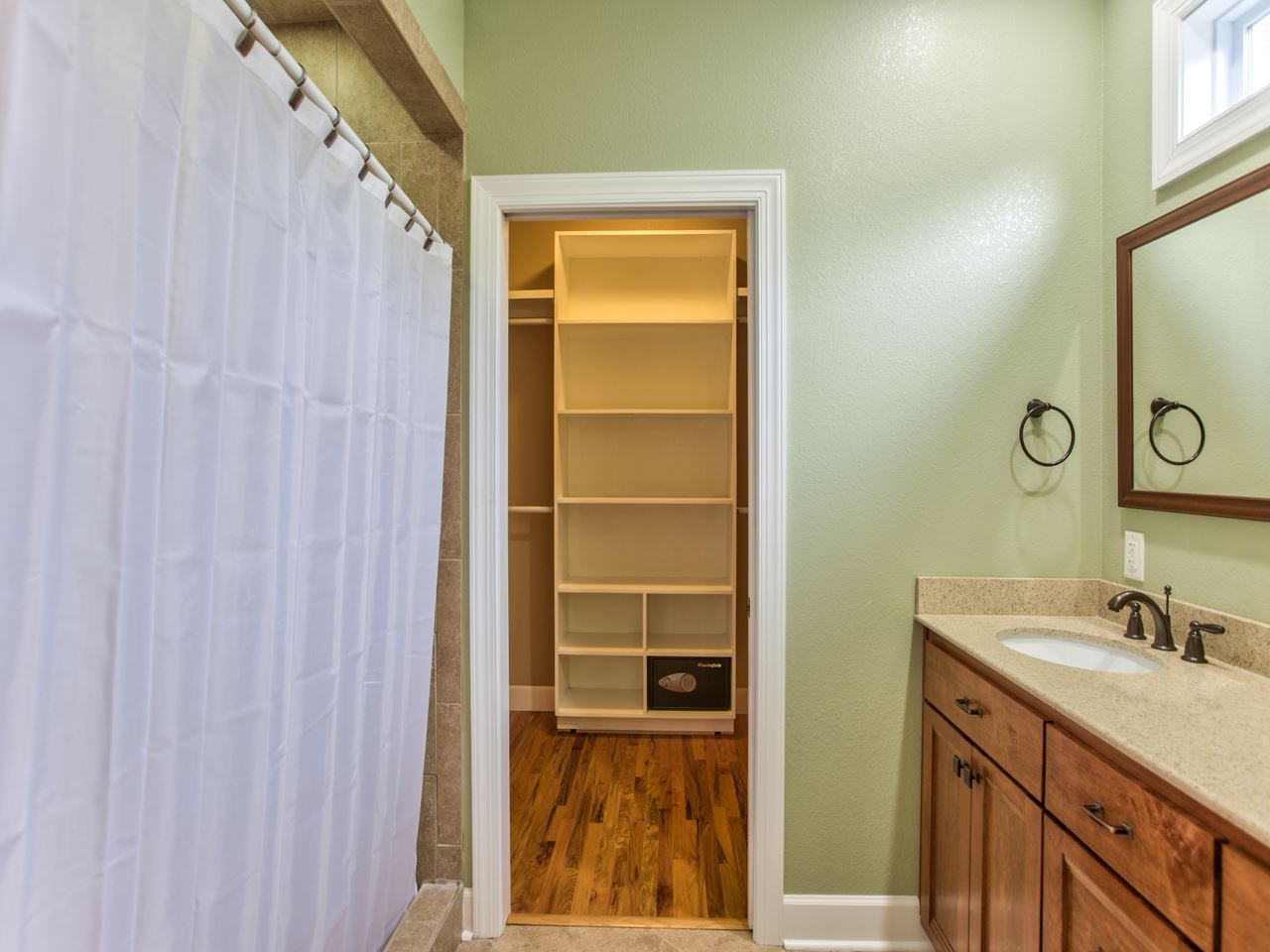 4923 Buck Lake Road Tallahassee, FL 32317 - Photo 16 of 36 Gallery Image 16