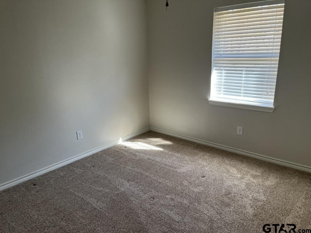 360 Anderson County Road Palestine, TX 75803 - Photo 17 of 44