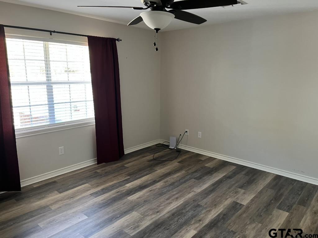 360 Anderson County Road Palestine, TX 75803 - Photo 5 of 44