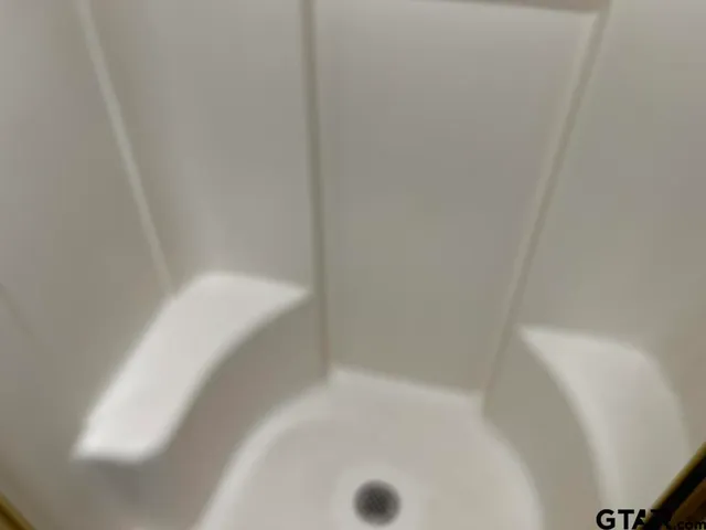 $434,000 | 360 Acr 330, Palestine, TX 75803